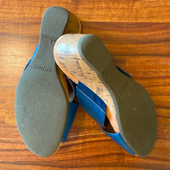 Vionic Leticia sandals in blue size 7.5 - Picture 5 of 8